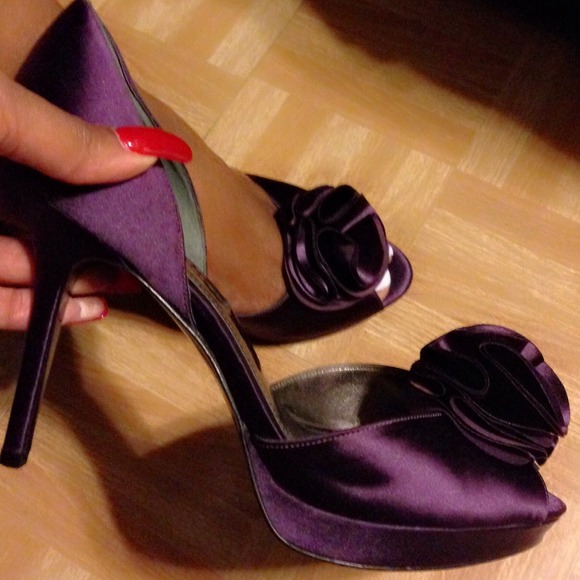 Nina deep plum heels.