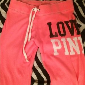 VS sweatsuit