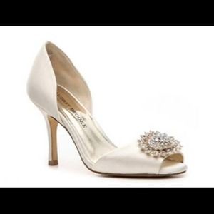 White Aubrey Brooke Satin Brooch Pumps