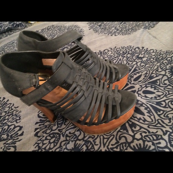 Quipid heels