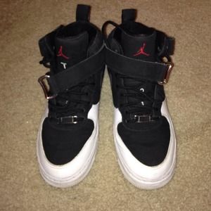 Size 5.5 💥 Classic 💥Jordan's