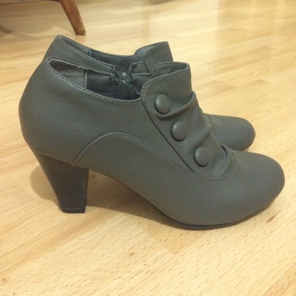 Covington heels
