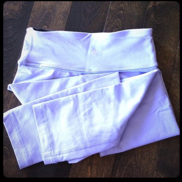 Lululemon lavender mid calf pants