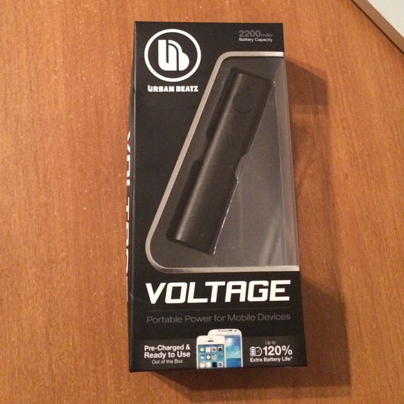 Voltage portable charger for mobile devices