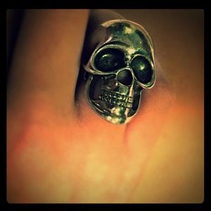 💀vintage skull ring💀