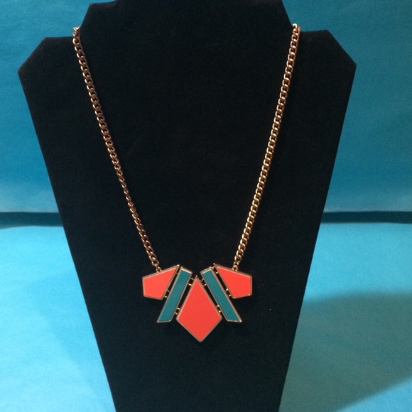 Funky Geometric statement necklace - Picture 2 of 3