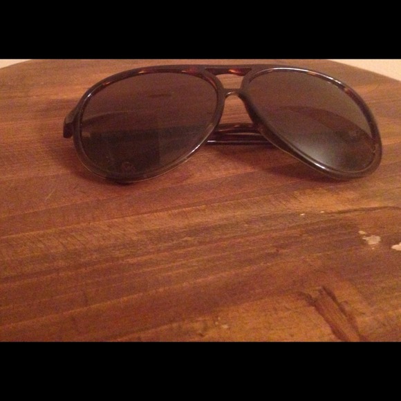 {MK Michael Kors shades} 😎