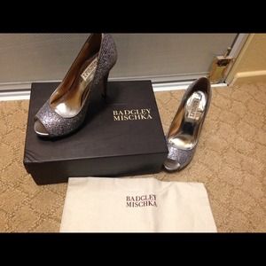 Badgley Mischka SHOES ‼️