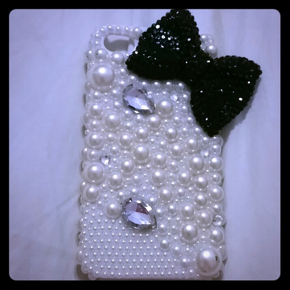 Iphone 4s beadazzled case with Bow - Picture 1 of 1