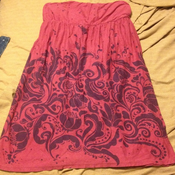 Dark red strapless dress