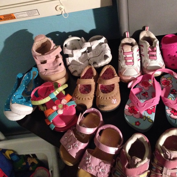 Toddler shoes for baby girl from nb to size 3 - Picture 4 of 4