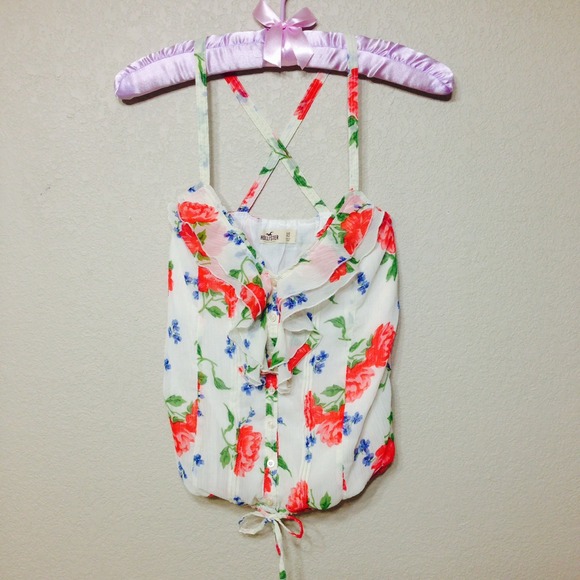🚫SOLD🚫 Hollister floral top