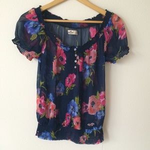 Floral Hollister top