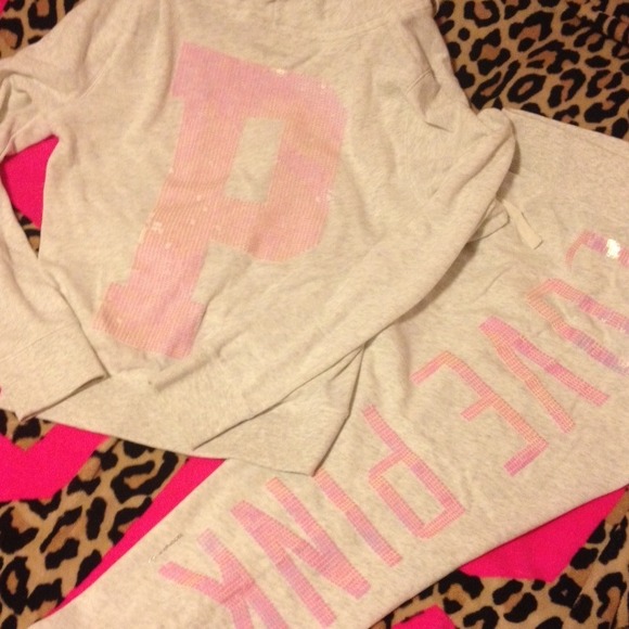 TRADE💕 Victorias Secret PINK BlingHoodie Pant Set