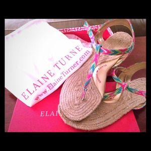 Sale - Elaine Turner Emory Sandal sz 9 Batik w/Box