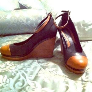 BHWM Women's wedges.