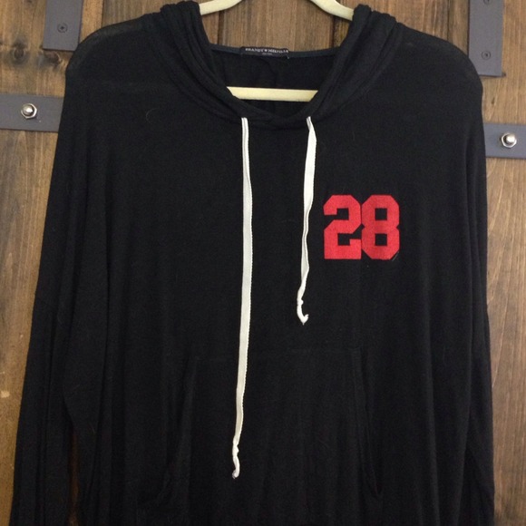 Sweater - Picture 3 of 3