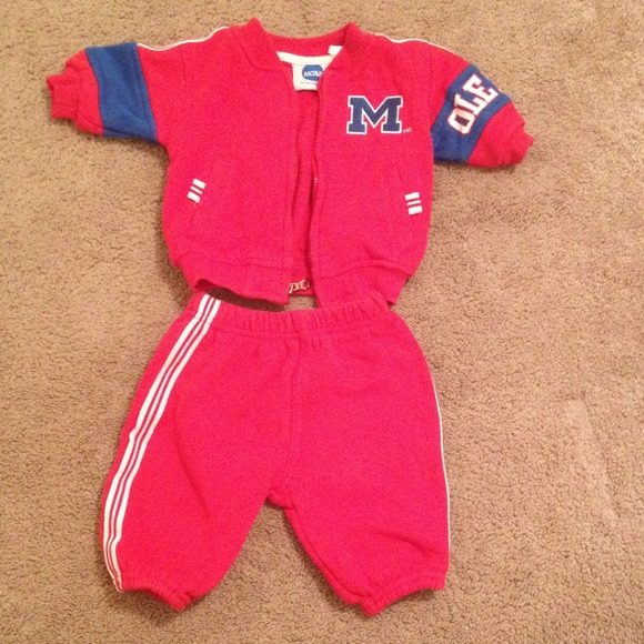 Ole Miss sweat pants and jacket