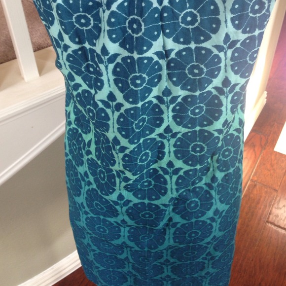 Max Studio Dress - Picture 4 of 4