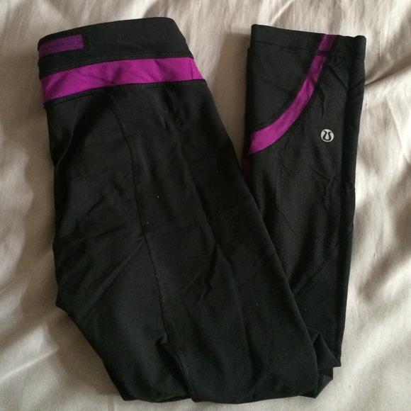 Lululemon run inspire crop