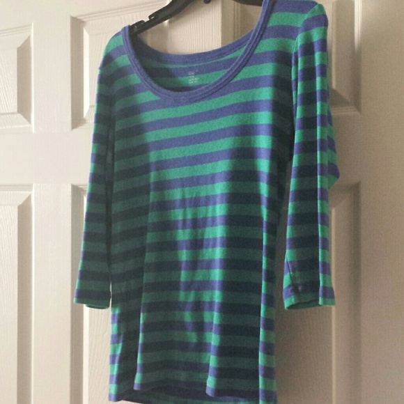 🚫SOLD🚫 Gap top