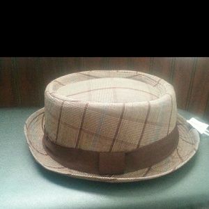 Claires brown hat