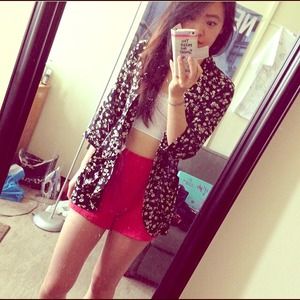 Meet your seller💙🎀