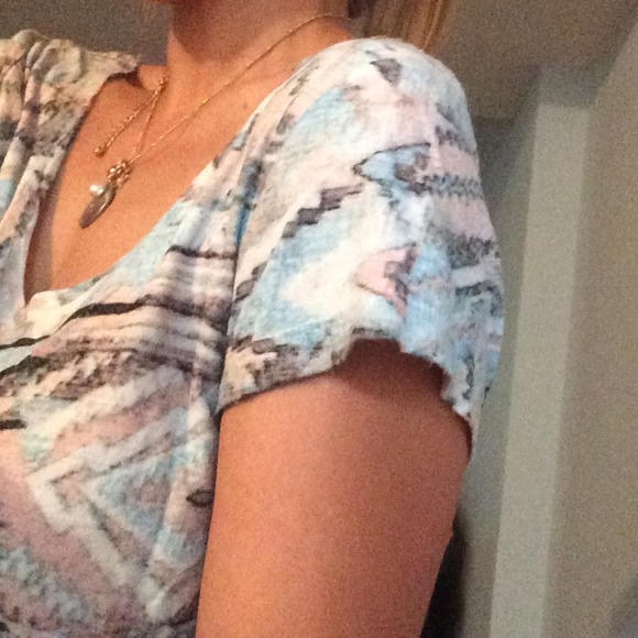 Summer top - Picture 3 of 3