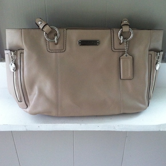 Sold - Picture 2 of 4