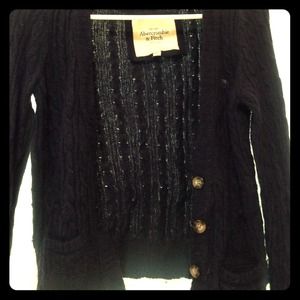 Abercrombie & Fitch navy blue cable-knit sweater