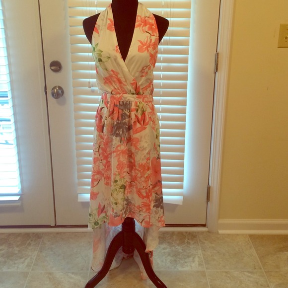 Floral high low dress with cutout back!