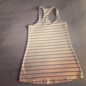 Razor back tank