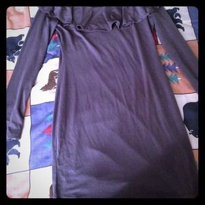 Grey long sleeve mini dress and AE shirt bundle