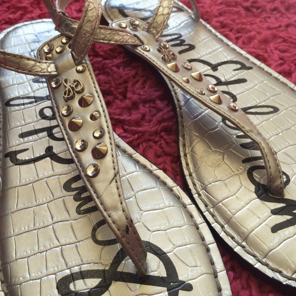 SOLD! Sam EDELMAN Studded Sandals size 6 - Picture 2 of 2