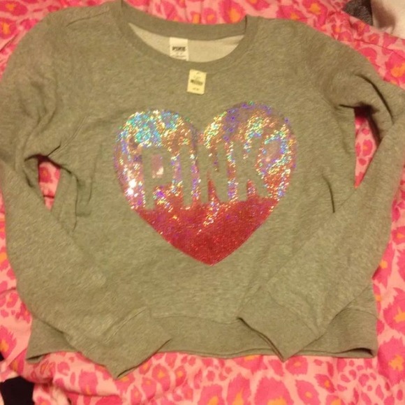 TRADED💜VS PINK Grey Heart Crew Pullover M