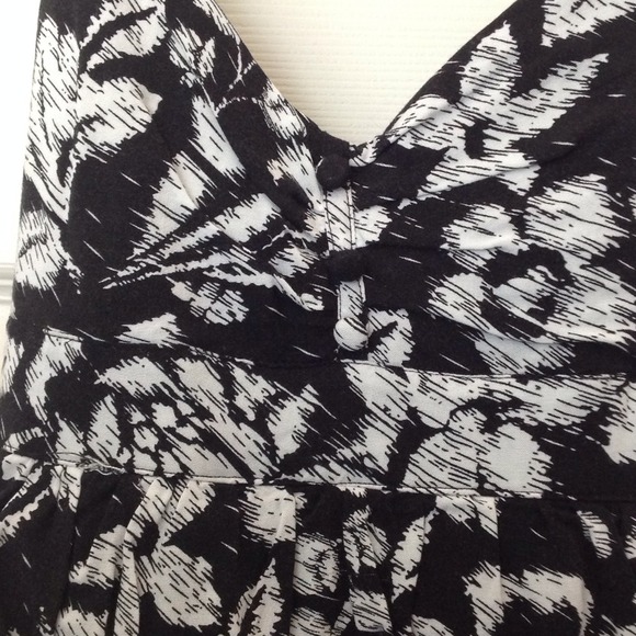 Short Ruffled Dress - Picture 2 of 4