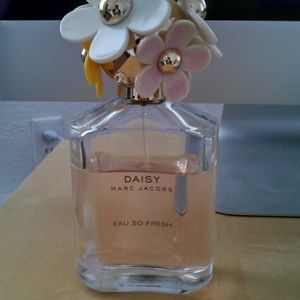 Daisy Marc Jacobs Perfume