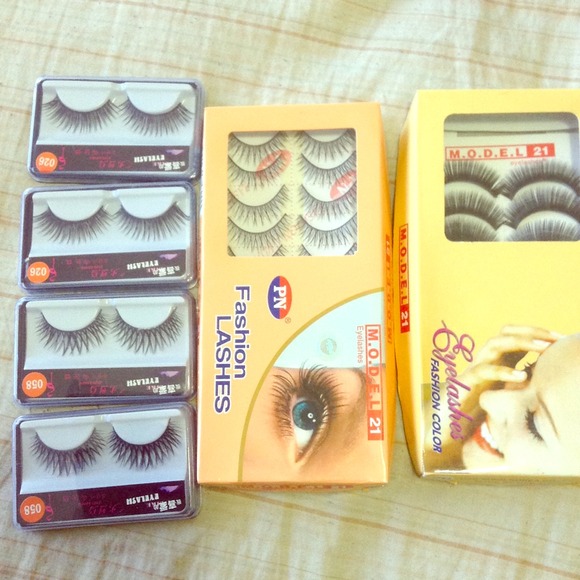 Sets of sexy beautiful false eyelashes !!