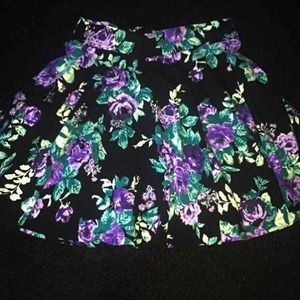 Urban outfitters floral highwaisted skirt