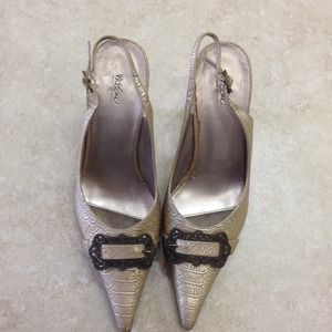 Dolan gold vintage style heels