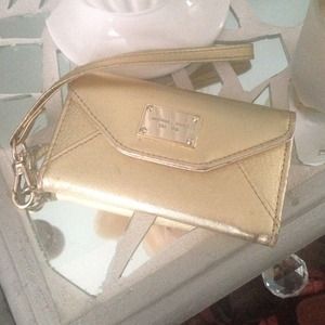 Michael kors tech wallet