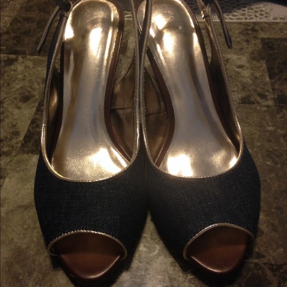 Pump shoes - Picture 1 of 2