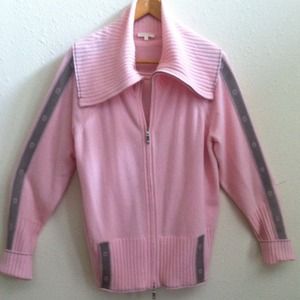 Escada 2 piece cashmere shawl collar set