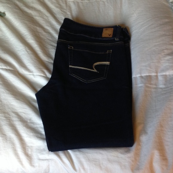 American eagle dark wash ankle jeans