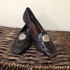 Like New Brighton Fame Heels.