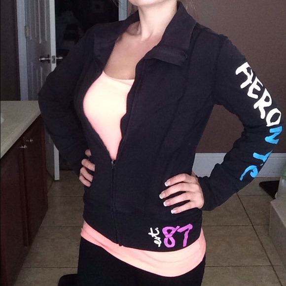 Aero long sleeve zip up sweater