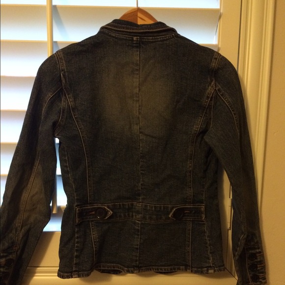 Denim jacket - Picture 2 of 3
