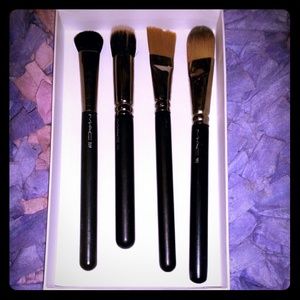 MAC Brushes