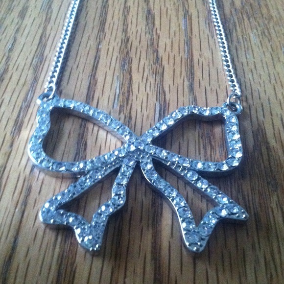 Necklaces - Picture 3 of 3