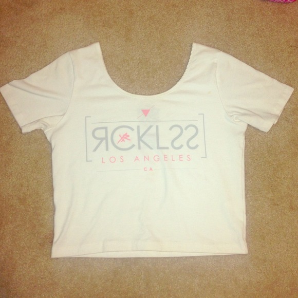 Young & reckless crop top